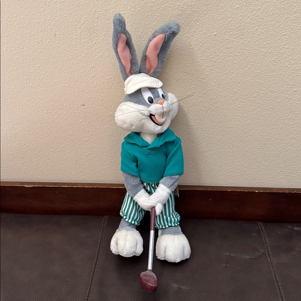 Vintage 1993 Warner Bros. Looney Tunes Bugs Bunny Golfer Plush Toy